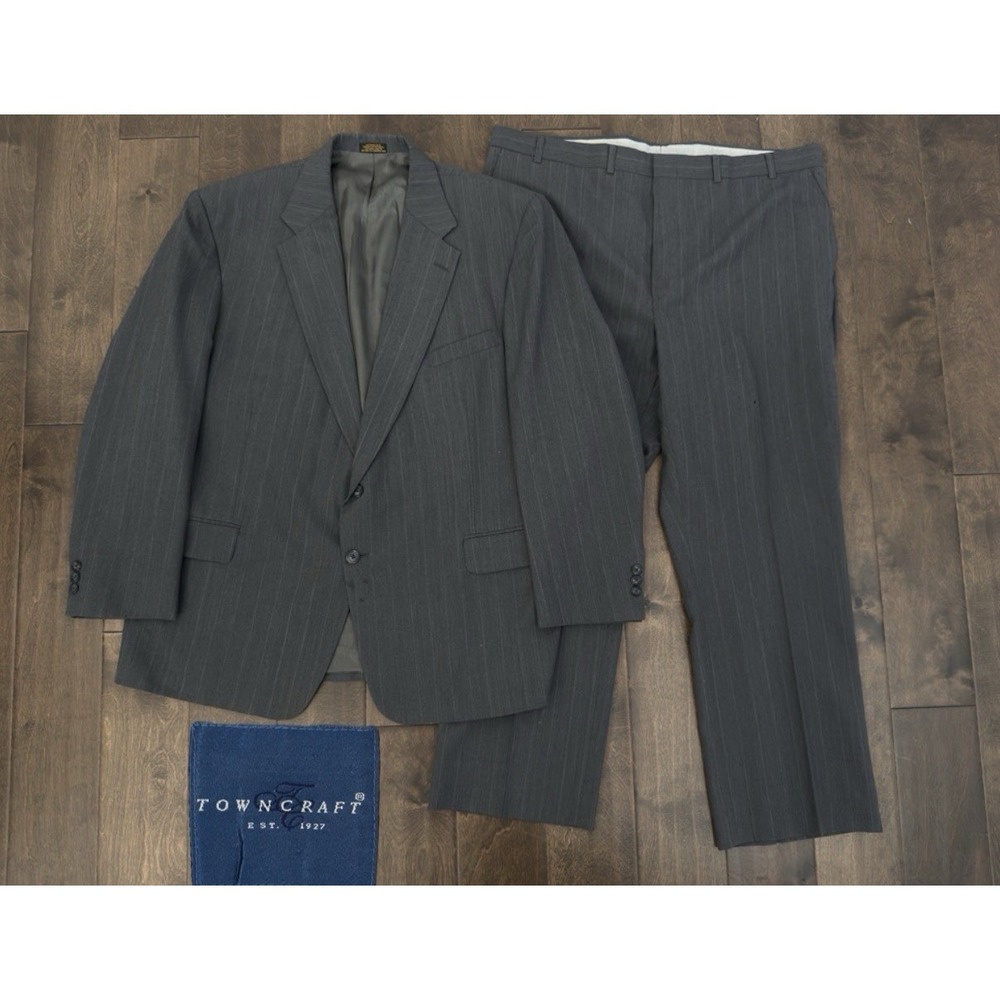 Town Craft‎ Men's Grey Pinstripe 2pc Suit Jacket Size 48R Pants 42X30 Wool Blend